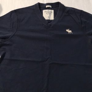Men. Abercrombie short sleeve tee. XL. Navy